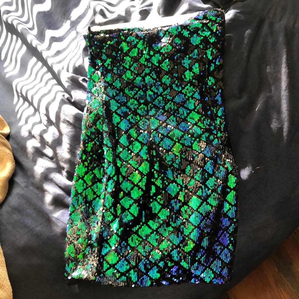 TUBE DRESS FOREVER 21 sequins